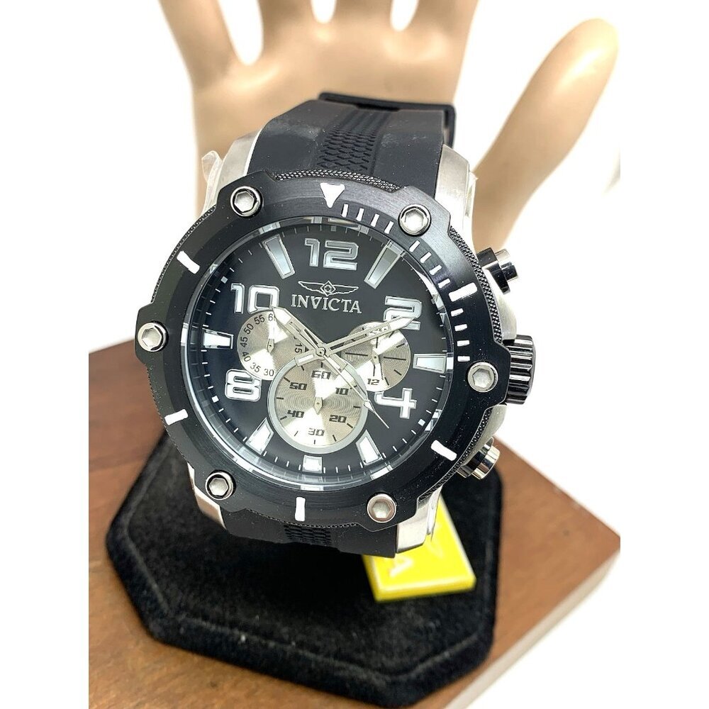 Invicta Men's Watch 45739 Pro Diver Quartz Chronograph Black Dial Rubber Strap